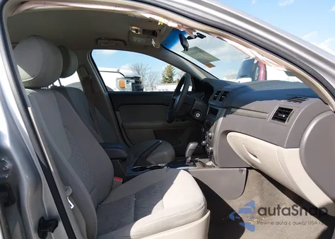 2012 Ford Fusion S z USA, uszkodzony, nr VIN 3FAHP0GA8CR123150